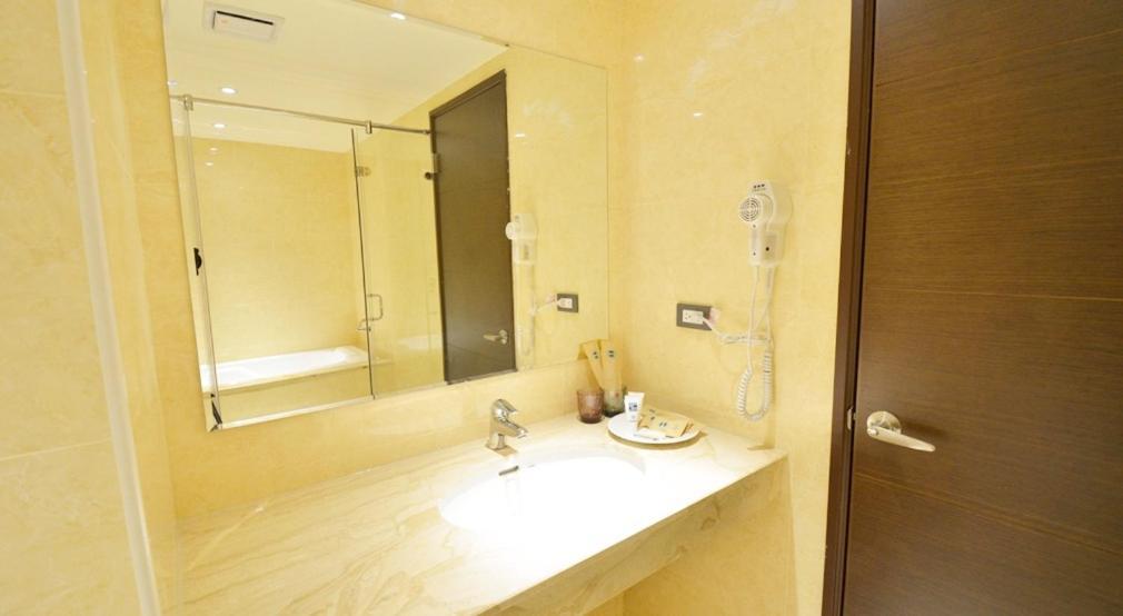 Hotel Formosa Caotun Esterno foto