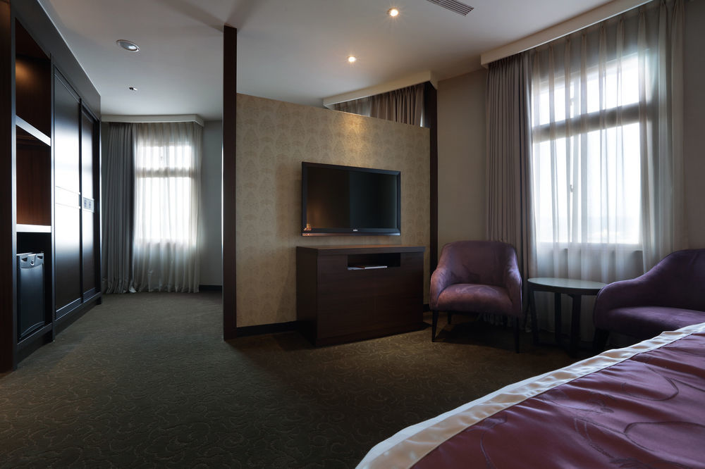 Hotel Formosa Caotun Esterno foto
